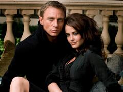 Eva Green (Vesper Lynd) (Daniel Craig)