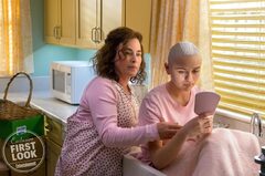 Gypsy Rose Blanchard (Patricia Arquette) (Joey King)