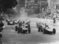 Start of 1961 Monaco Grand Prix, Stirling Moss in Car 20, Lotus 18 Who Won the Race